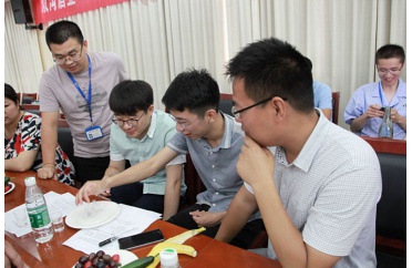 公司舉辦第二季度“致匠心?夢之藍手工班”主題品鑒活動
